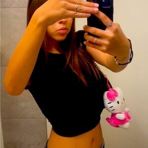 Meet your Posher, Leanne